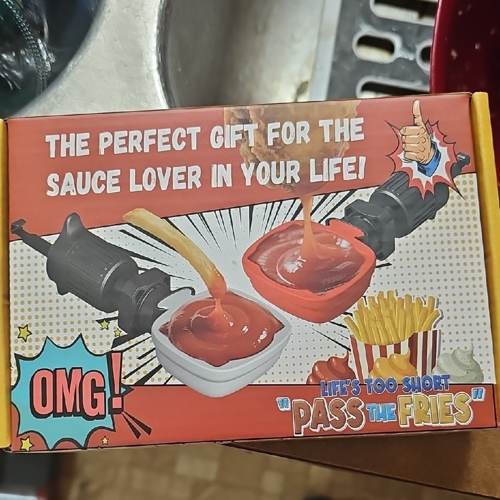Novelty Sauce Dispenser Set